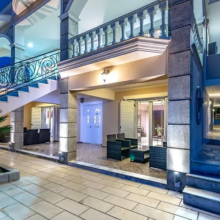 Sapfo Apartment
